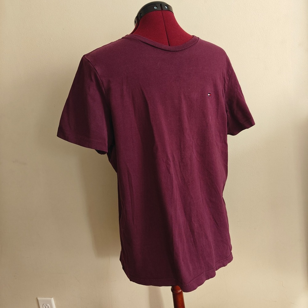Tommy Hilfiger Mens Crew Neck T Shirt Burgundy Maroon Small Short Sleeves Tee
